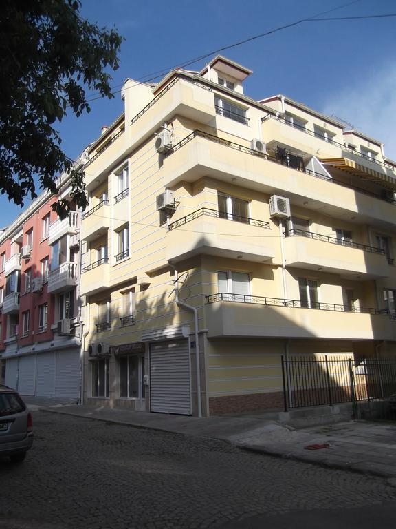 Apartment Sredna Gora Burgasz Kültér fotó